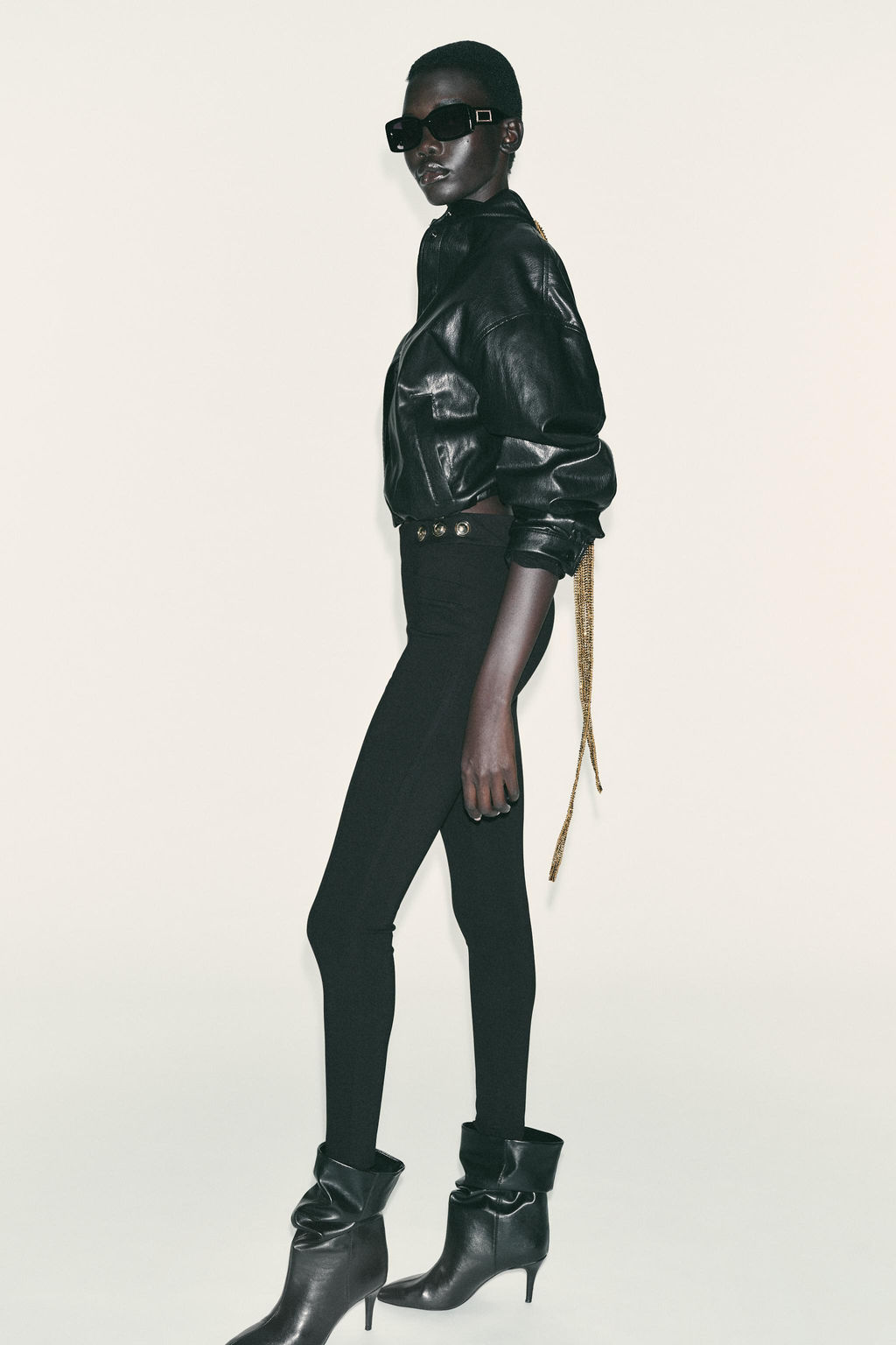 LEGGINGS WITH GOLD BUTTON DETAIL - Zara фото 7