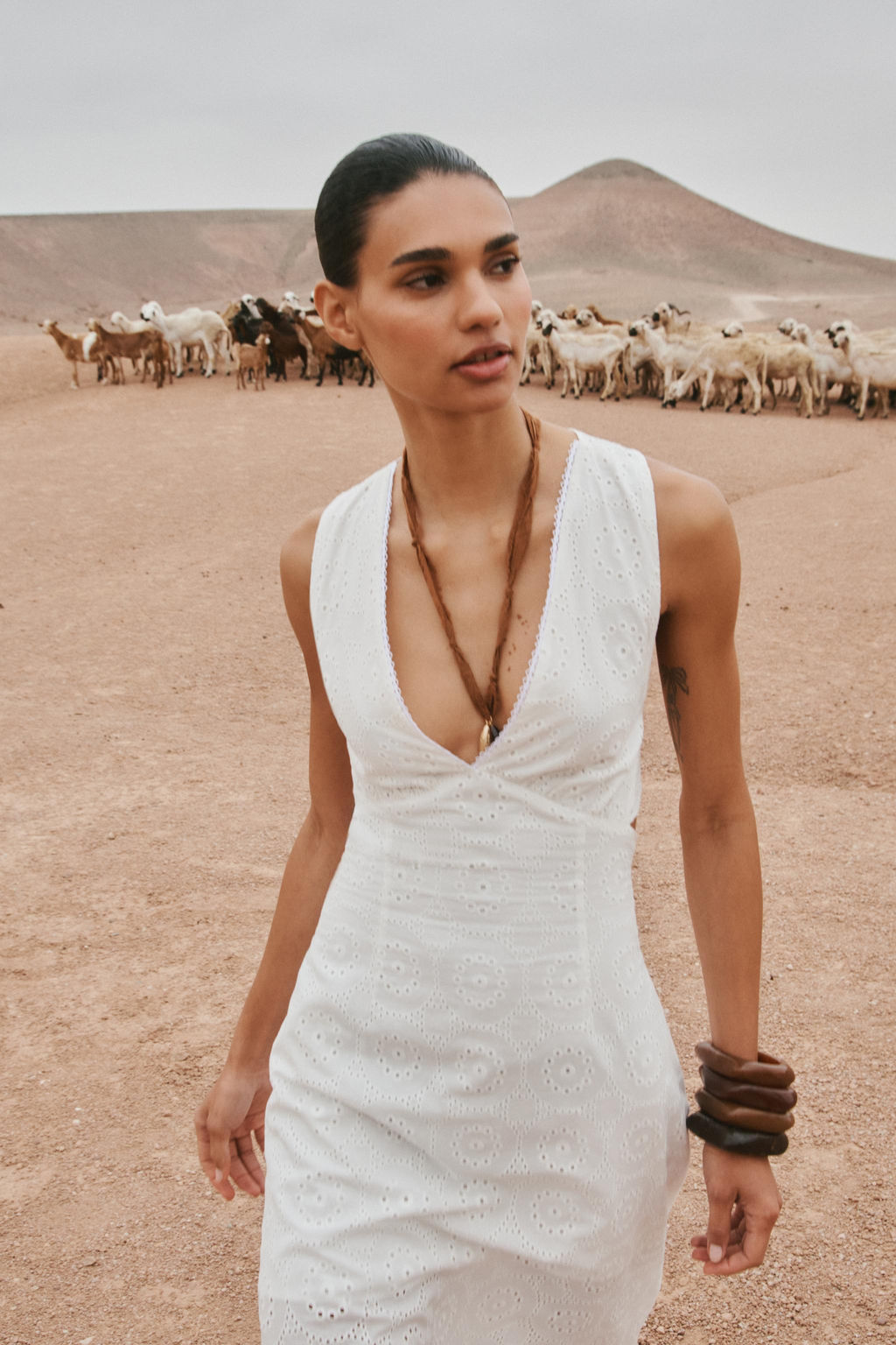 EMBROIDERED MIDI DRESS - Zara фото 14