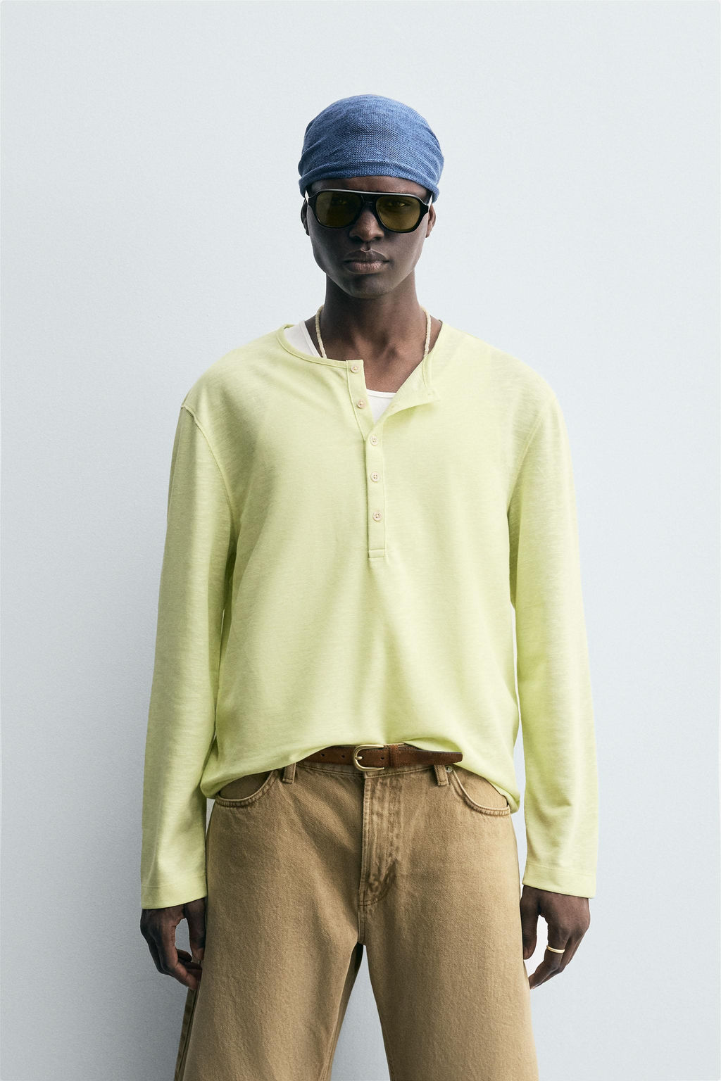 LIGHTWEIGHT BUTTON-NECK T-SHIRT - Zara фото 4