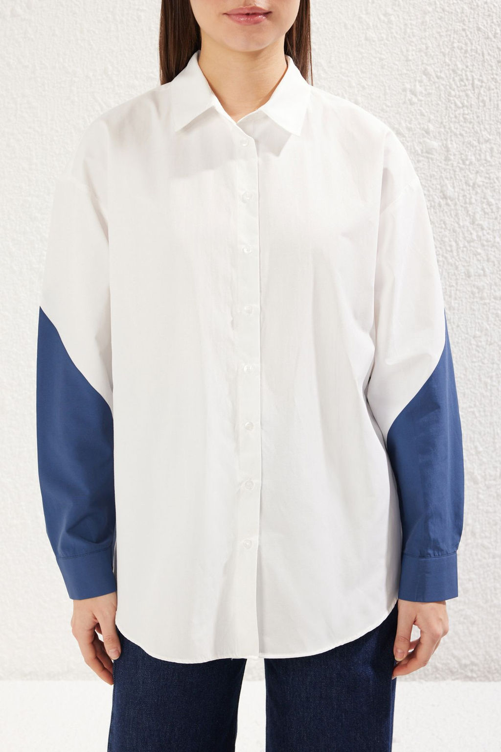 TRENDYOLMILLA Ekru Renk Bloklu Boyfriend Genis Kal?p Dokuma Gomlek TWOSS23GO00393  фото 3