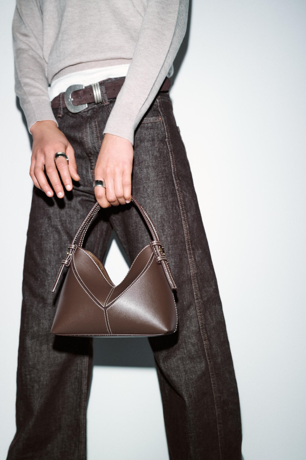 MINI BUCKET BAG WITH TOPSTITCHING - Zara фото 2