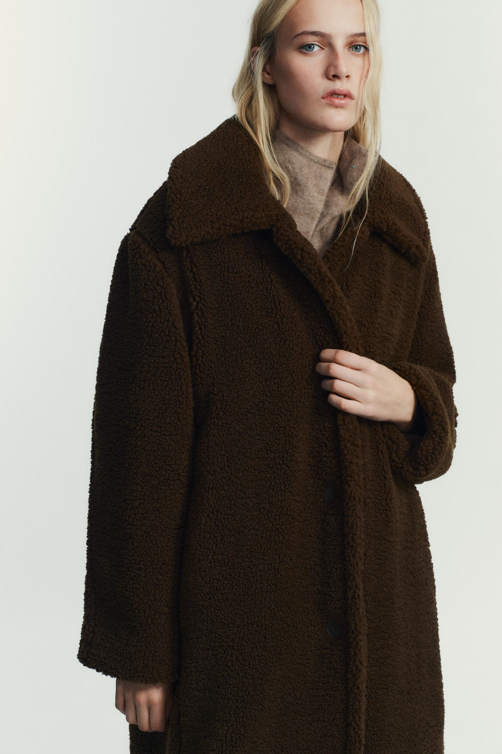 FAUX SHEARLING COAT - Zara фото 14