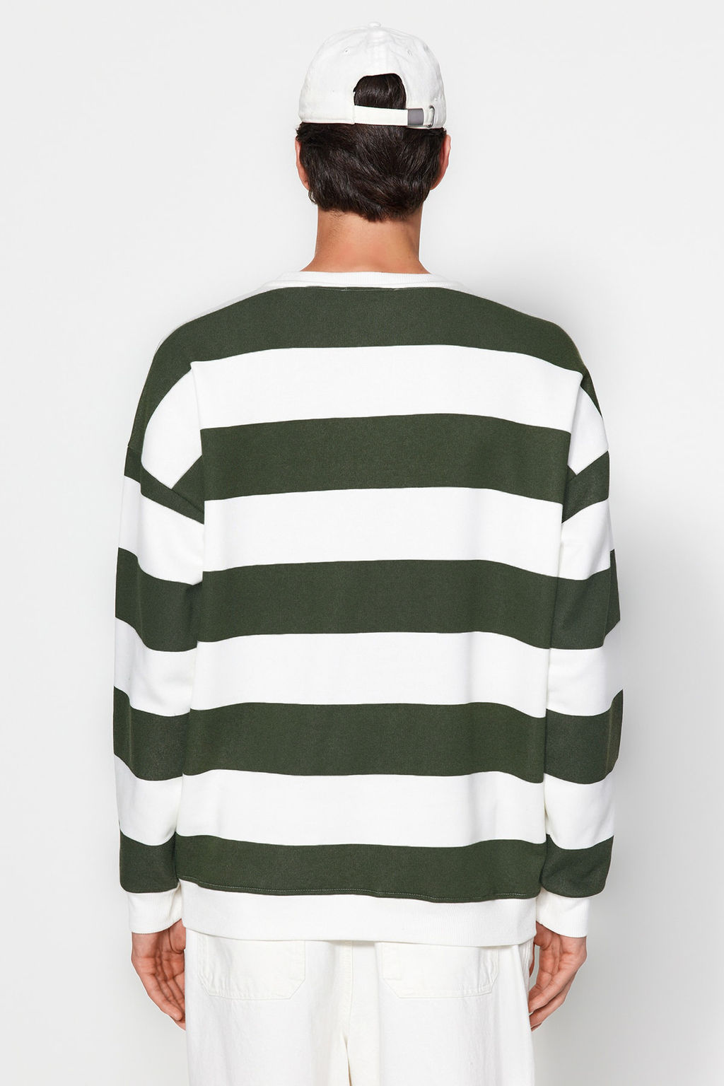 TRENDYOL MAN Indigo-Ekru Oversize/Genis Kesim Bisiklet Yaka Cizgili Ici Polarl? Pamuklu Sweatshirt TMNAW24SW00098 - Trendyolmilla фото 6