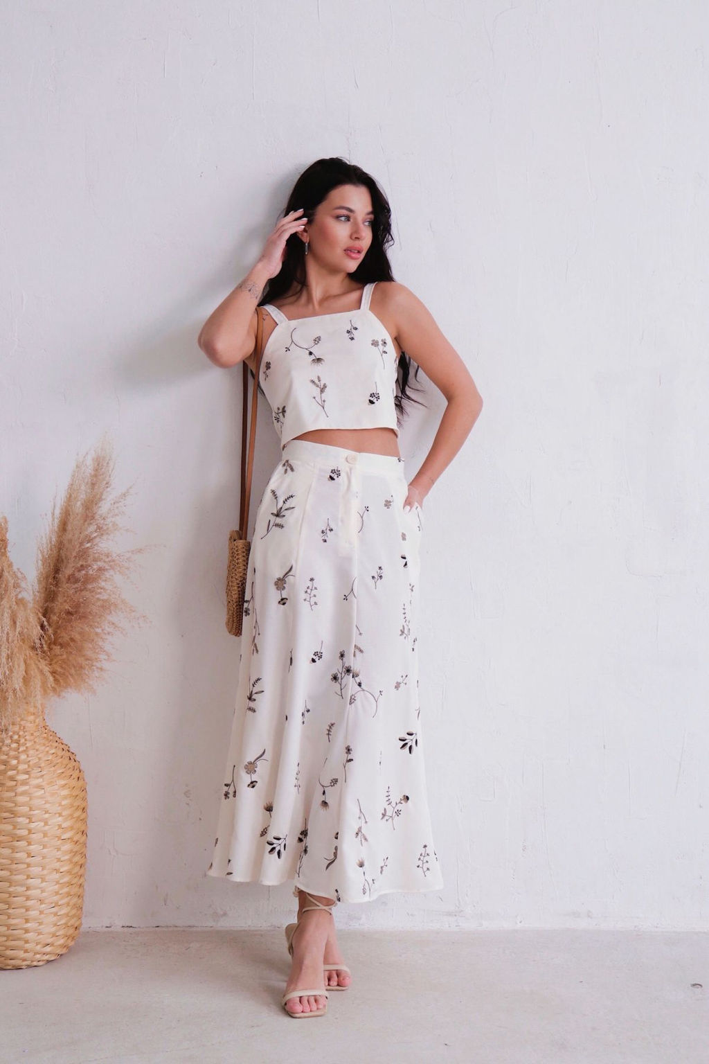 11988 Костюм из топа и юбки белый с вышивкой - Martichelli фото 3