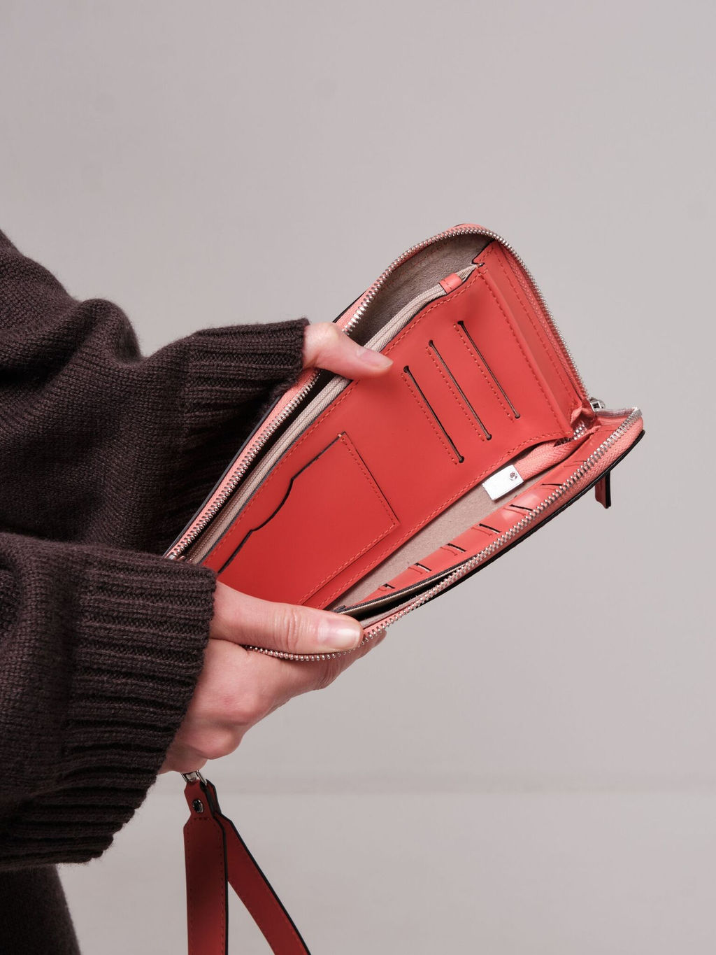 Клатч кожаный Azaro 30647 розовый тюльпан