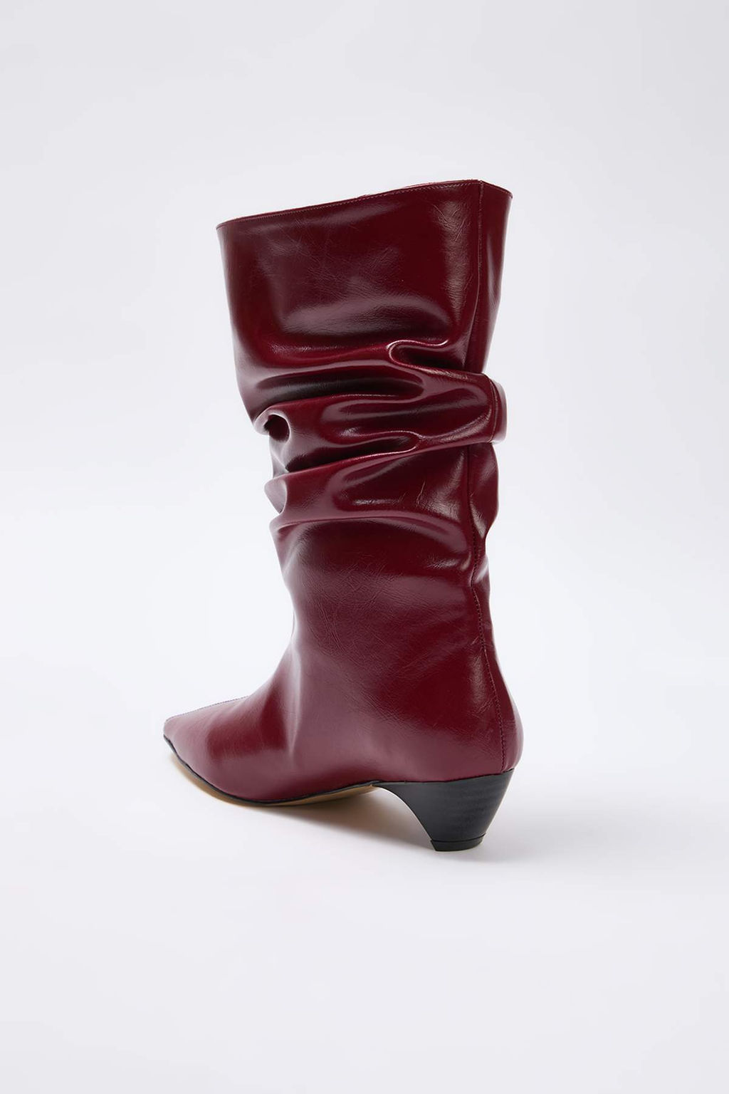 Siyah Koruklu Kitten Ucgen Topuklu Premium Kad?n Cizme TAKAW26CZ00029 - Trendyolmilla фото 10