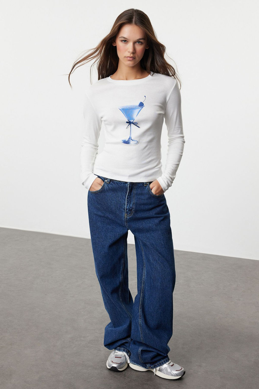 Teen Ekru Bask? ve Fiyonk Detayl? Fitted/Vucuda Oturan Orme Bluz TWOAW25BZ00126