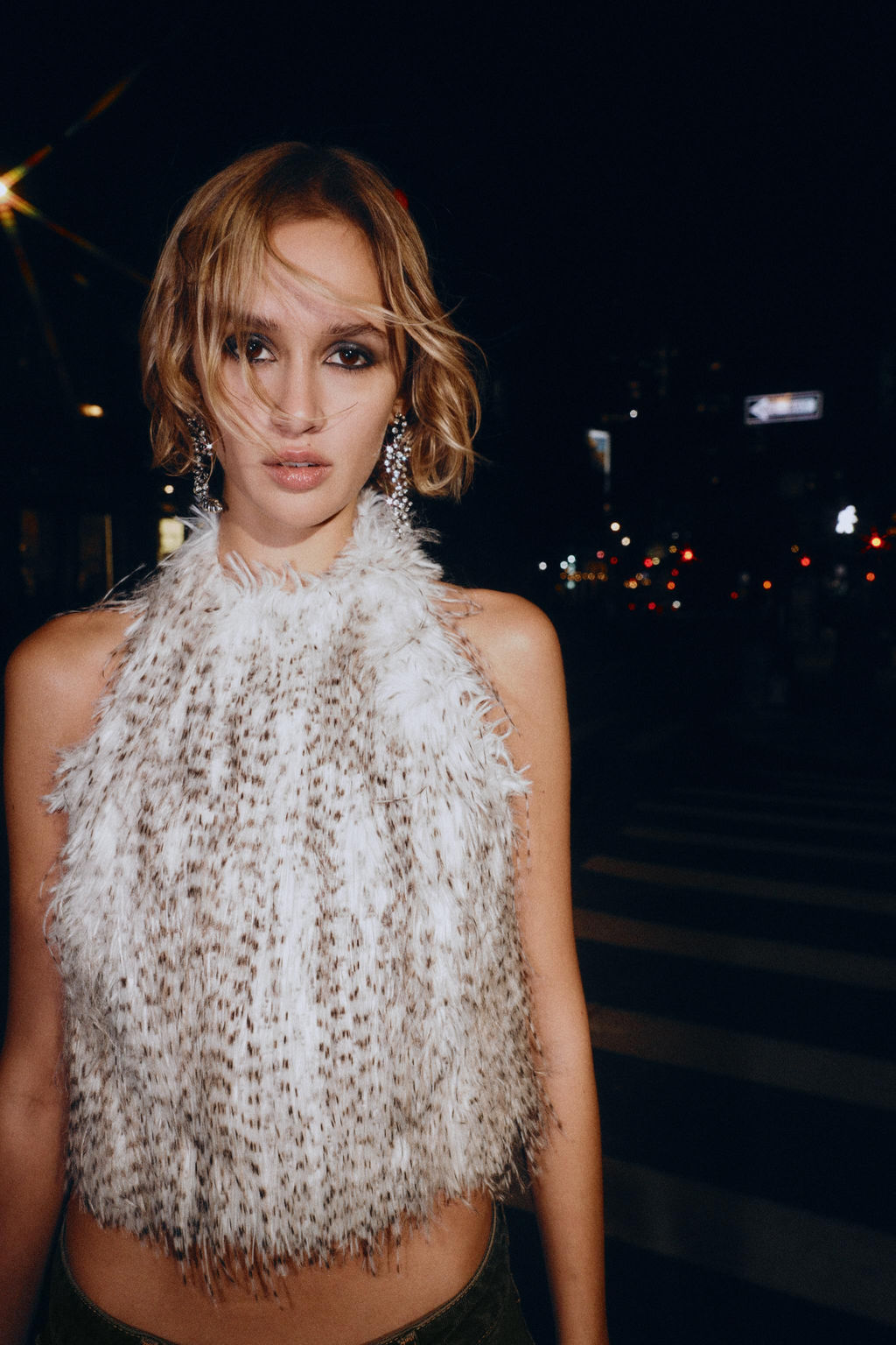 FAUX FUR HALTER TOP - Zara фото 2