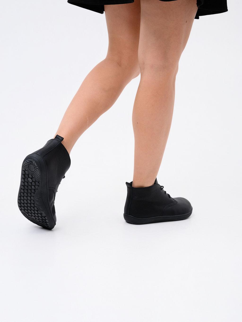 Ботинки женские демисезонные 208.NATAbl.Черный флоттер/Байка