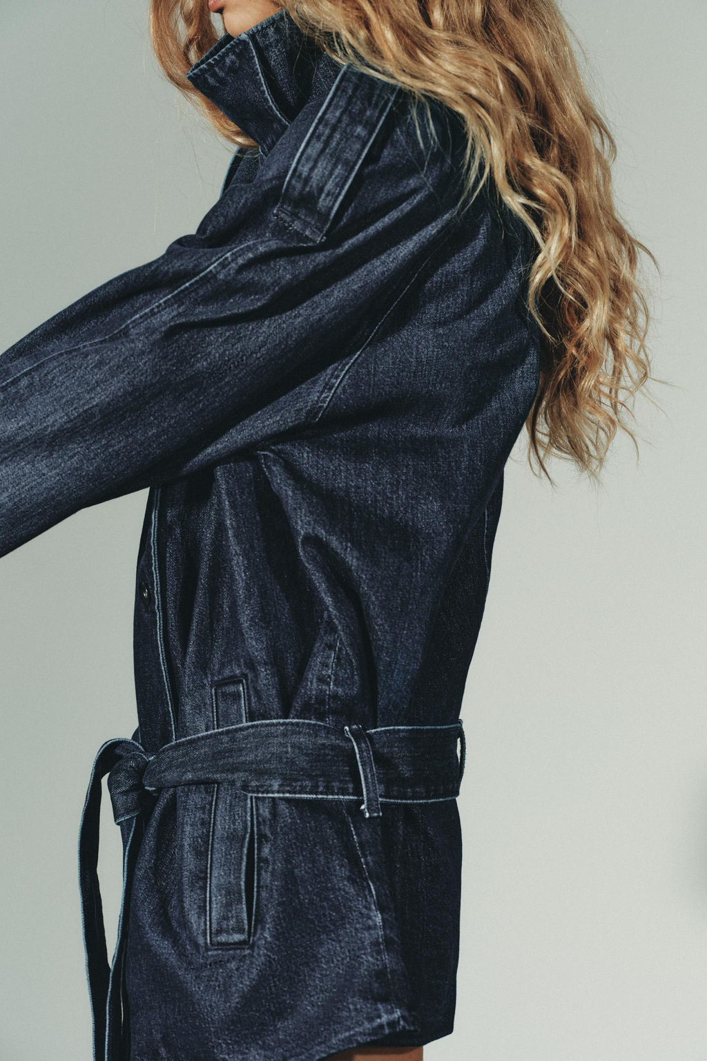 MIDI DENIM TRENCH COAT WITH BELT - Zara фото 7