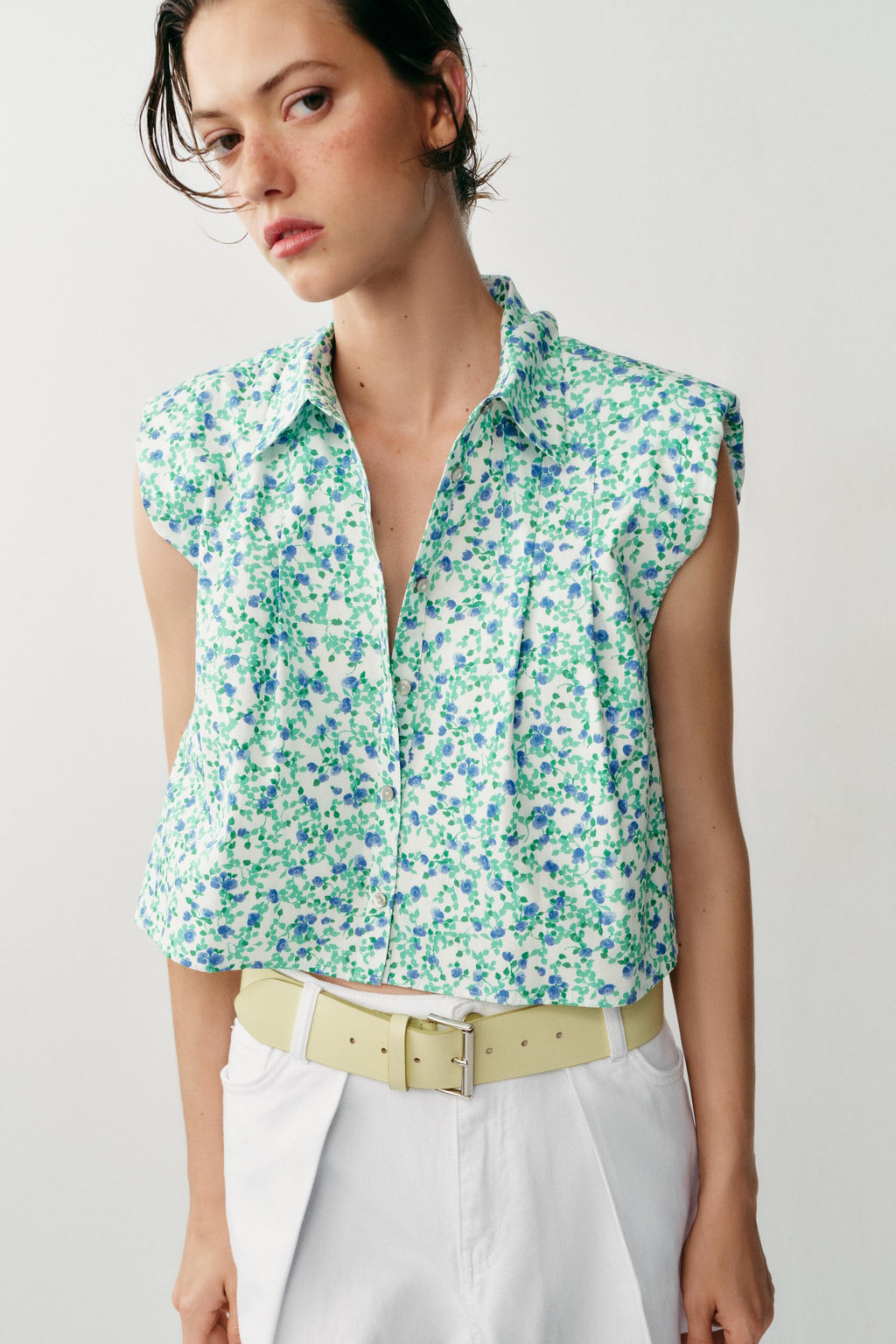 CAMISA HOMBRERAS ESTAMPADO FLORAL / Multicolor - Zara фото 2