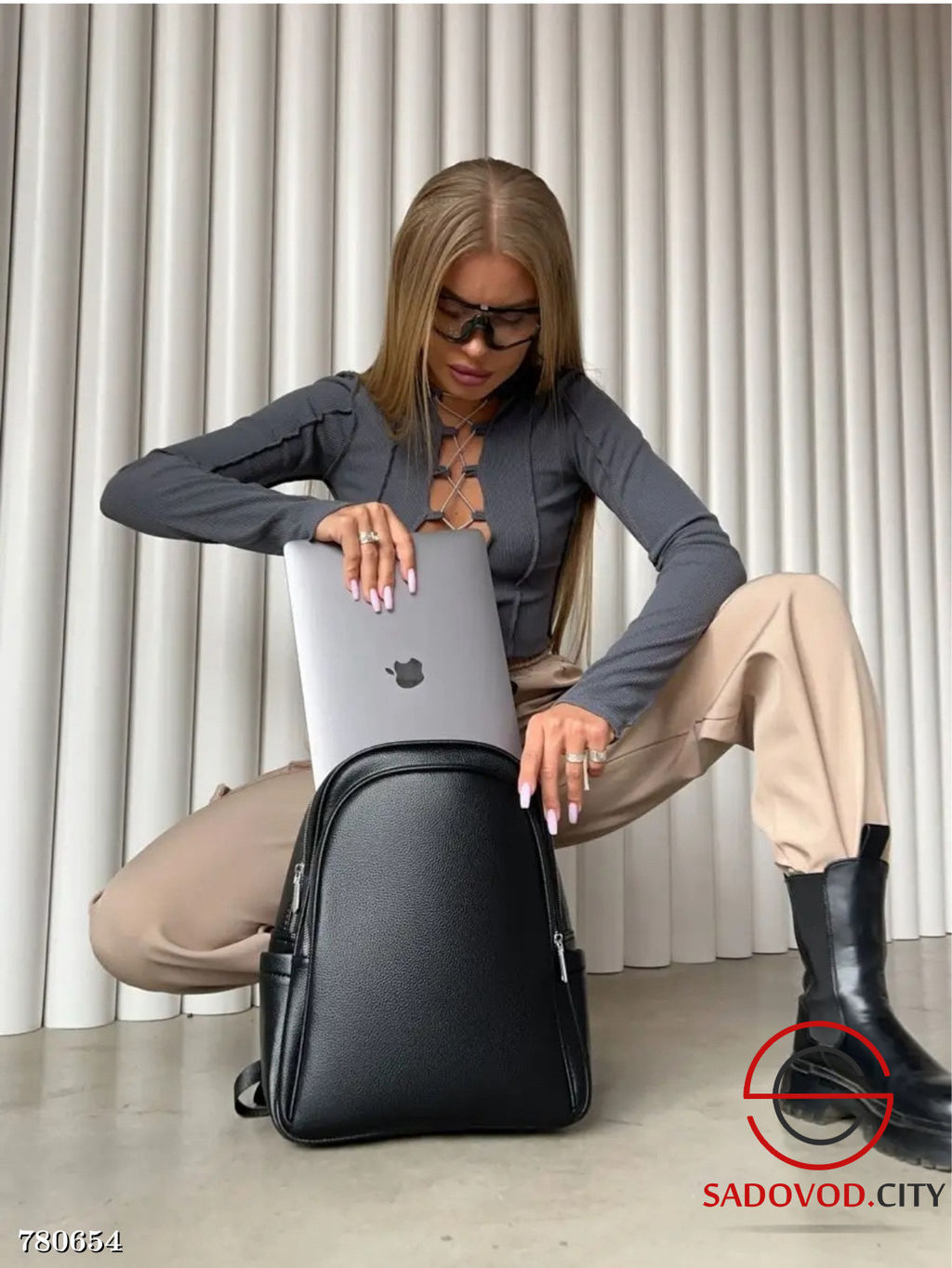 Женский вместительный рюкзак - Bruno фото 4