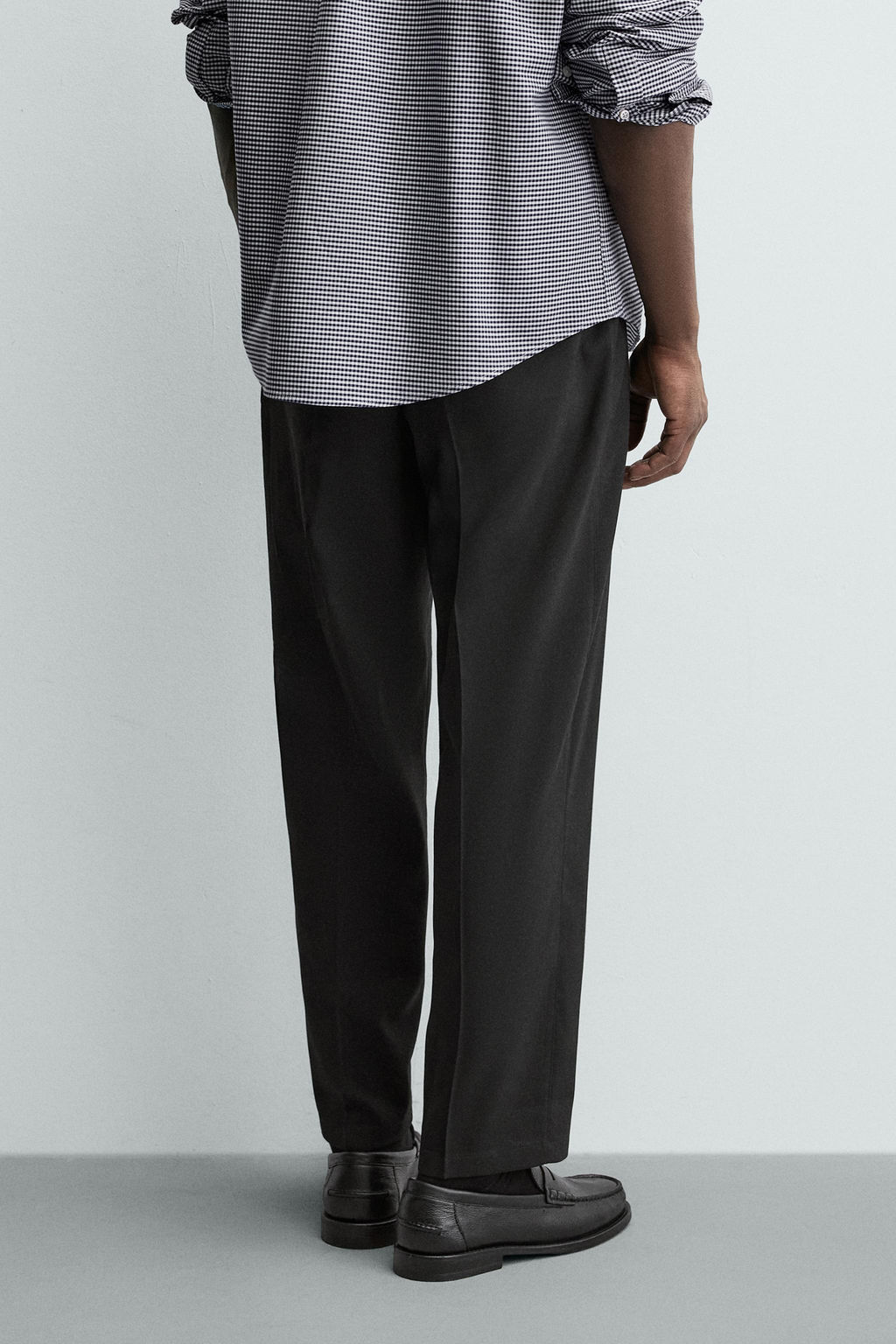 PANTAL?N CON LANA REGULAR FIT NON IRON / Negro - Zara фото 11