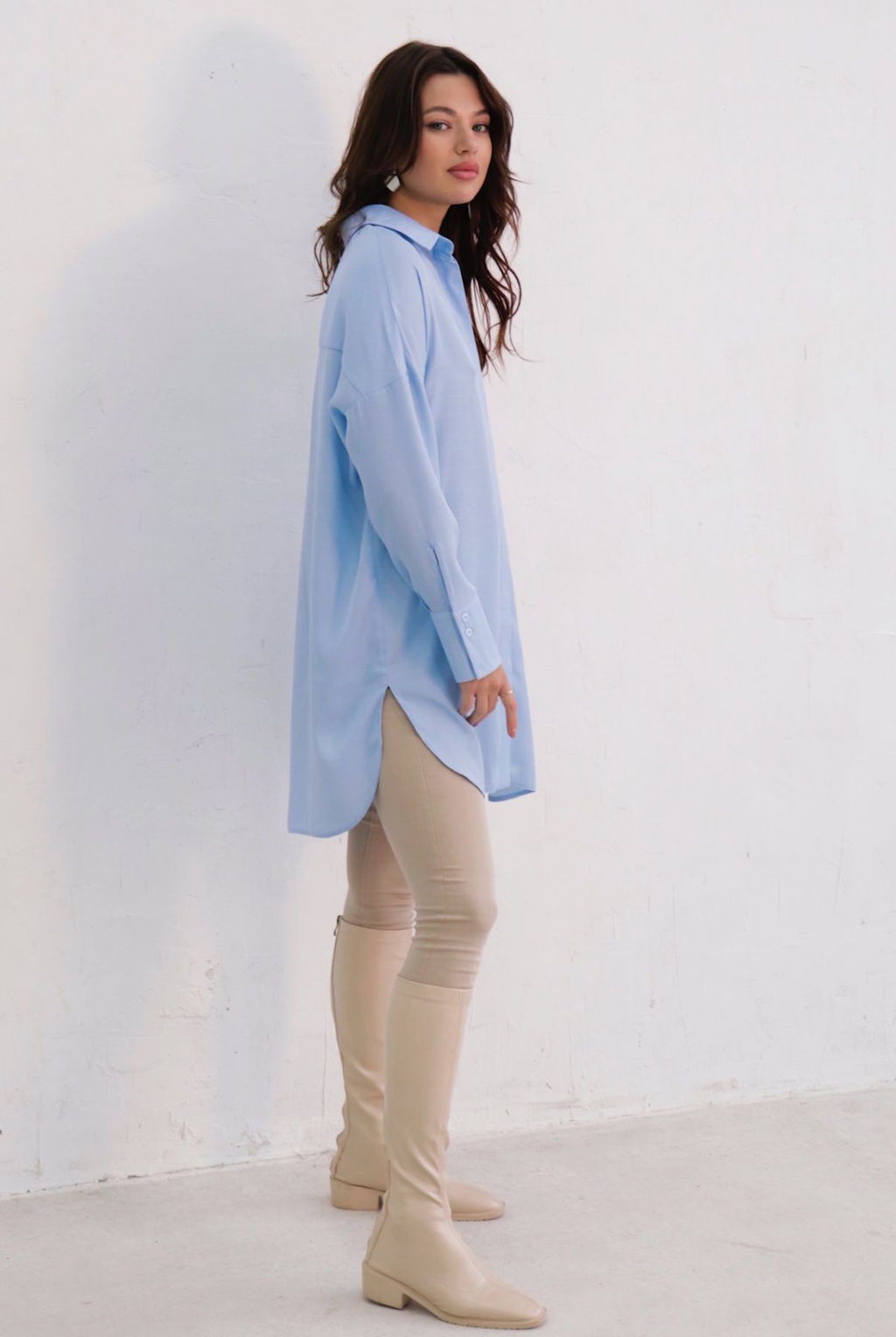 Базовая удлинённая рубашка свободного силуэта - Martichelli фото 80