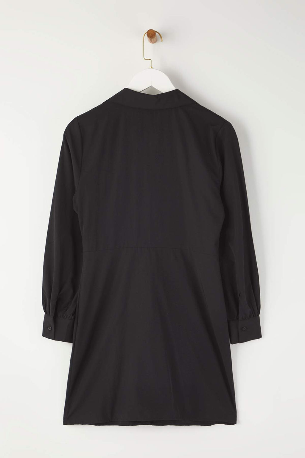 Siyah Buzgu Detayl? K?sa / Mini Dokuma Gomlek Elbise TWOAW26EL00188 - Trendyolmilla фото 8