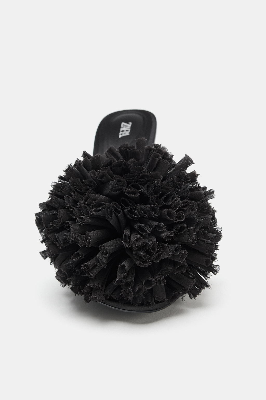 MAXI POMPOM SLINGBACK MULE SANDALS - Zara фото 5