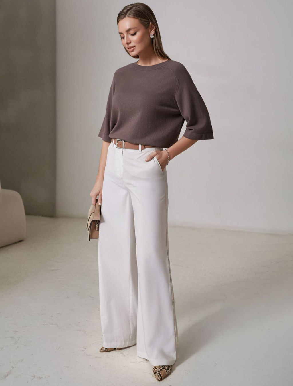 Свободный джемпер с рукавом 3/4 тонкой вязки из вискозы