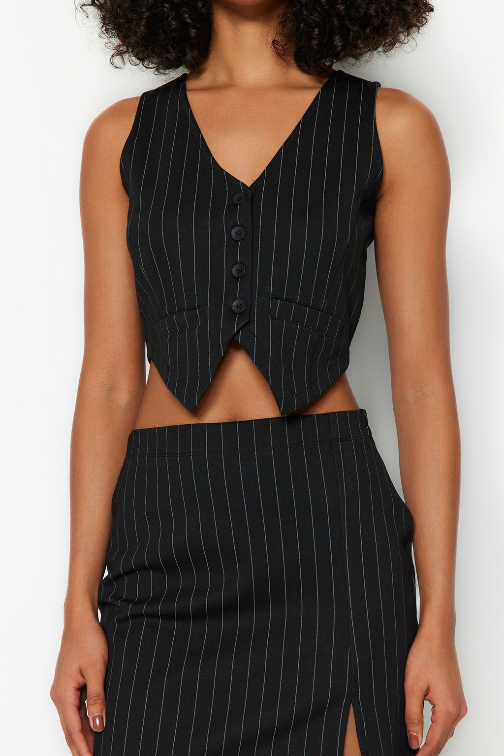 Siyah Regular Dugme Detayl? Cizgili Crop Yelek TWOSS23YE00037