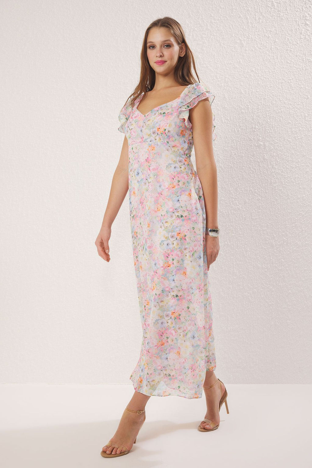 Trendyolmilla Cok Renkli Cicekli A Kesim Gipeli Astarl? Sifon Maxi Dokuma Elbise TWOSS25EL00729 фото 2