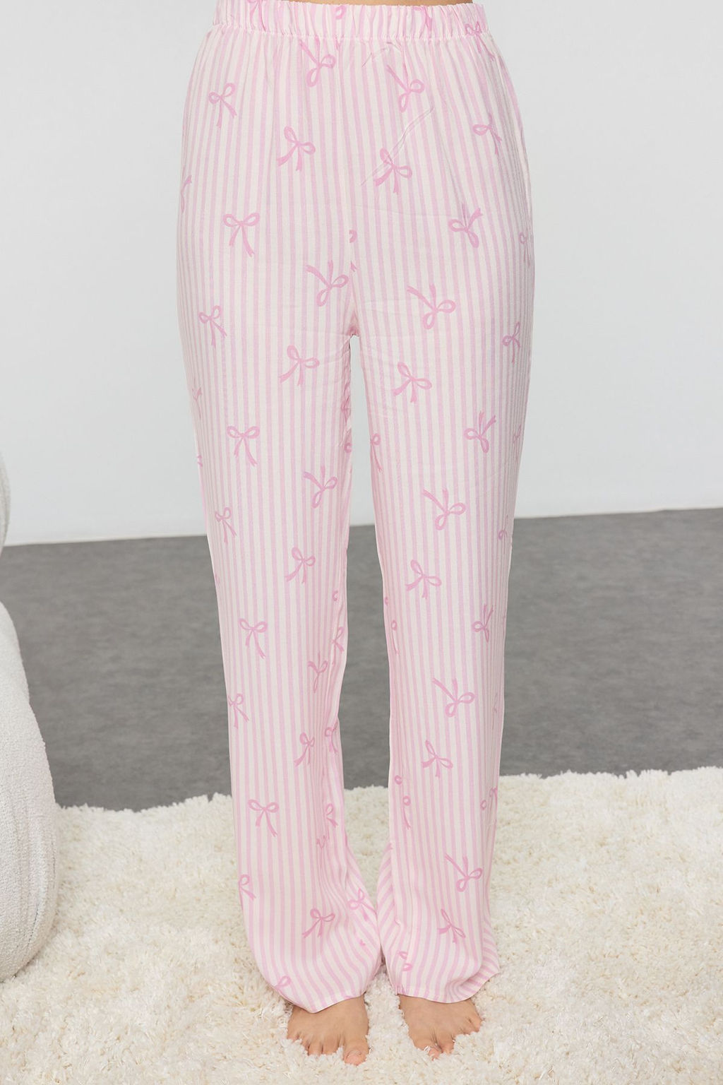 Trendyolmilla Ac?k Pembe Kurdele/Fiyonklu Viskon Dokuma Pijama Tak?m? THMAW21PT0936 фото 21