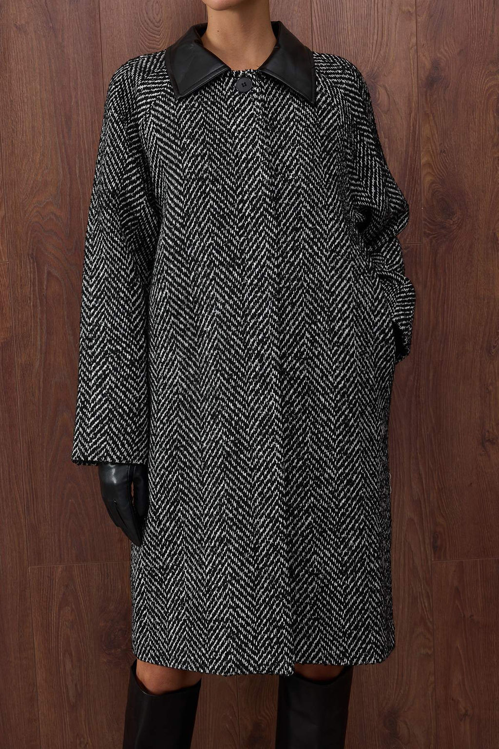 Ozel Koleksiyon Siyah Bal?ks?rt? Yaka Detayl? Mono Kapama Oversize Uzun Kase Kaban TWOAW26KB00043 - Trendyolmilla фото 5