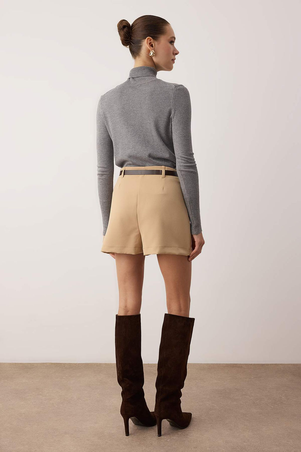 Kahverengi Kemerli Mini Sort Etek Sort & Bermuda TWOAW26SR00006 - Trendyolmilla фото 8