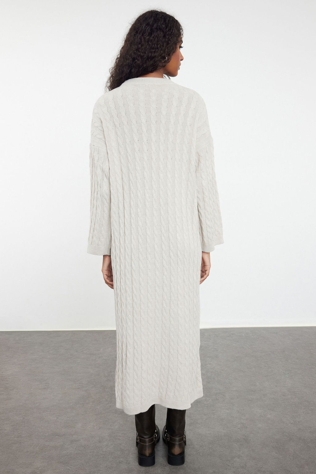 Tas Maxi Triko Sac Orgulu Genis Kal?p Elbise TWOAW25EL00078