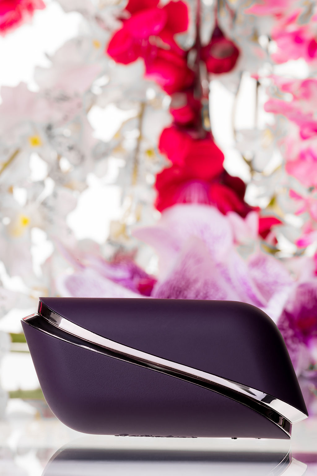 Вакуумно-волновой стимулятор клитора Satisfyer Traveler, силикон, баклажан, 10,7 см