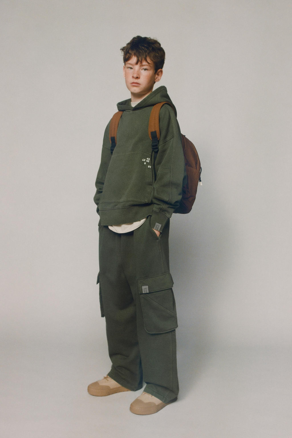 GARMENT-DYED WIDE-LEG CARGO FLEECE TROUSERS - Zara фото 2