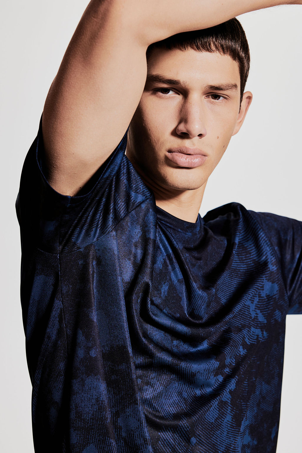 Camiseta de deporte con DryMove Regular Fit - H&m фото 6