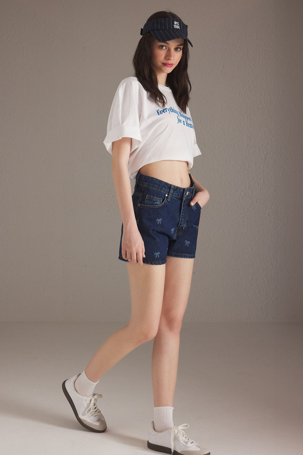 TRENDYOLMILLA Mavi Kurdele Bask? Detayl? Denim Sort TWOSS25SR00118  фото 2