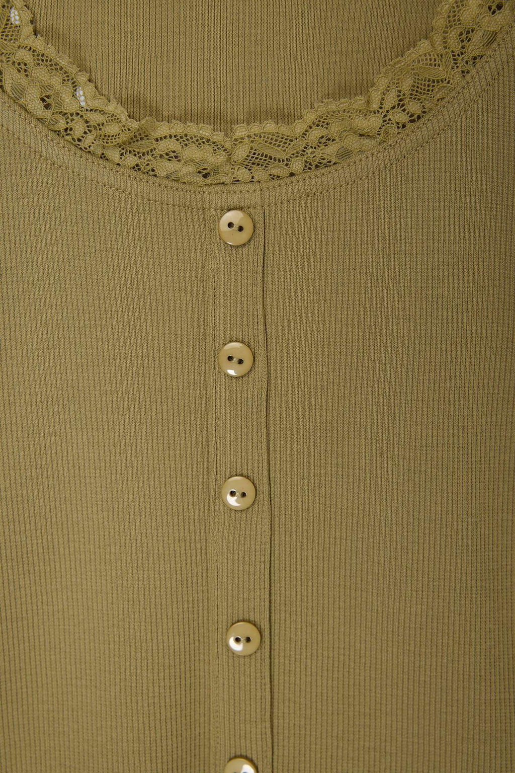 Haki Fitted/Vucuda Oturan Havuz Yaka Dantel Detayl? Fitilli Esnek Orme Bluz TWOSS26BZ00070