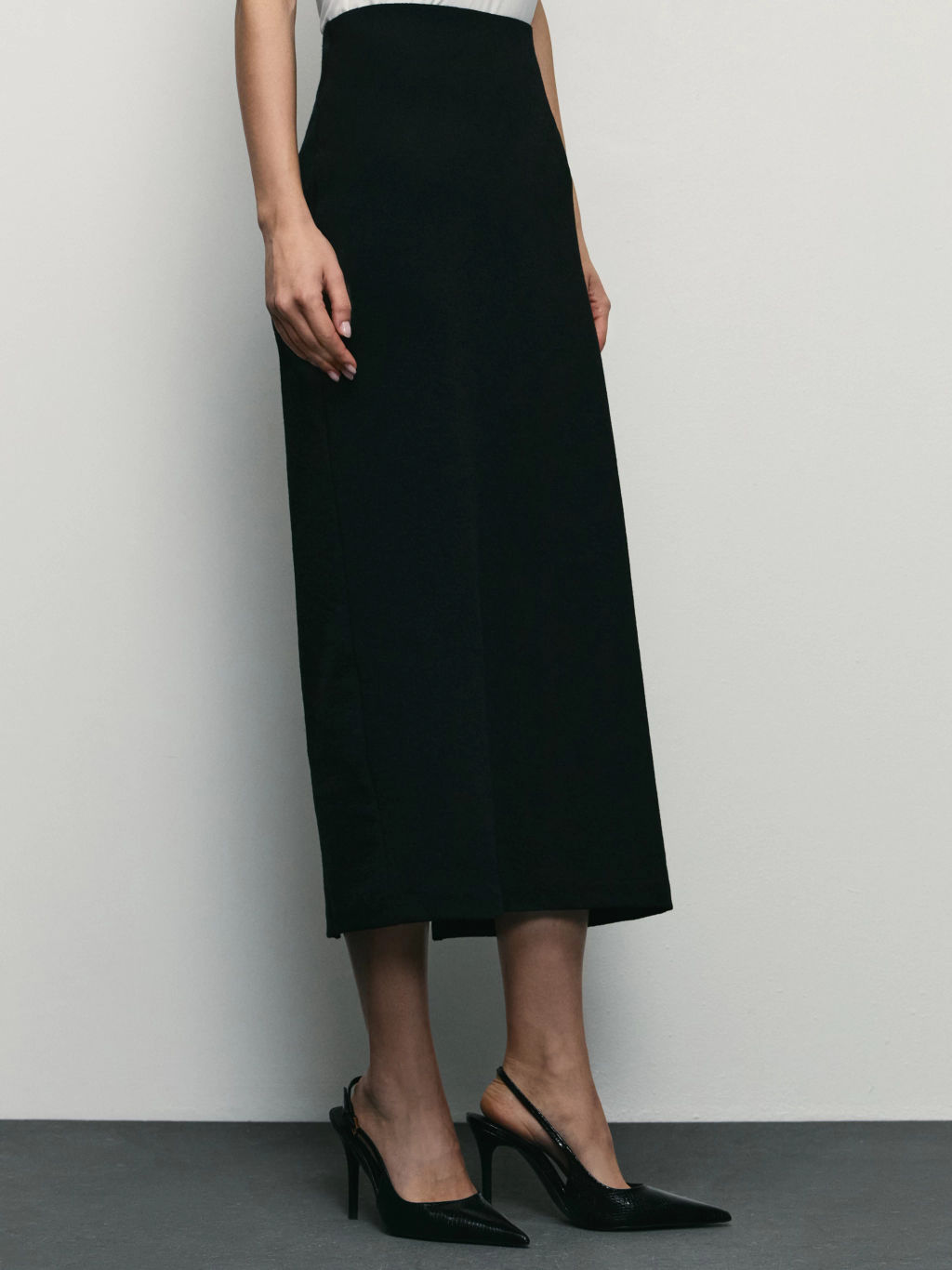 Юбки миди из фактурной ткани / Zarina  фото 3