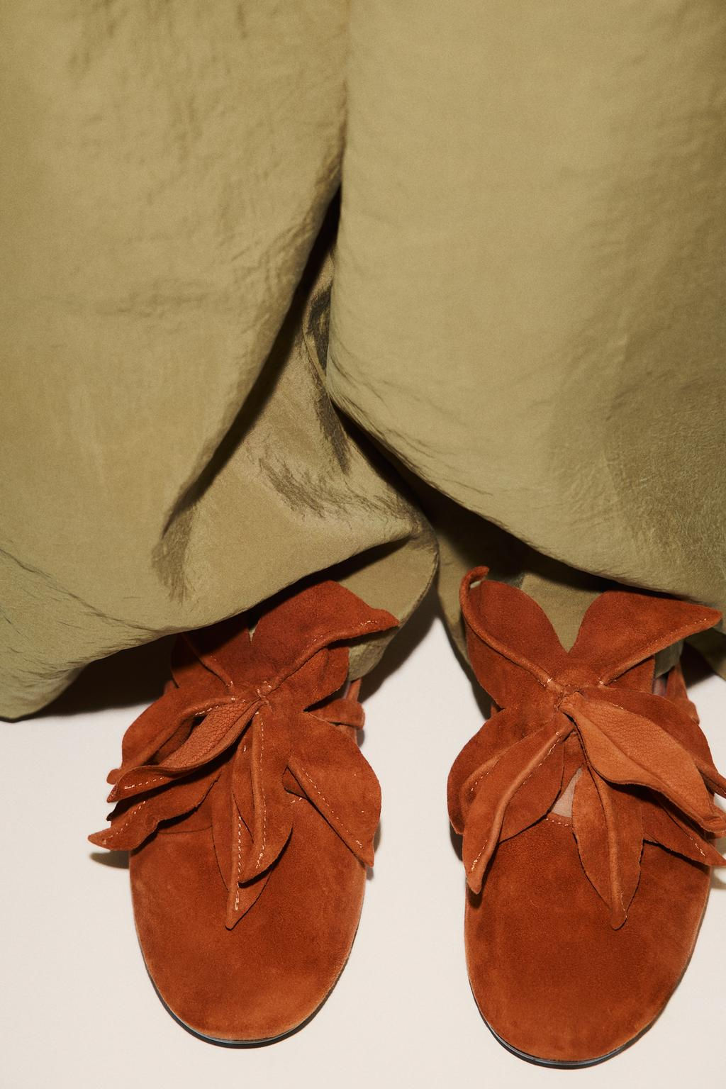 LEATHER FLOWER BALLERINAS - Zara фото 2
