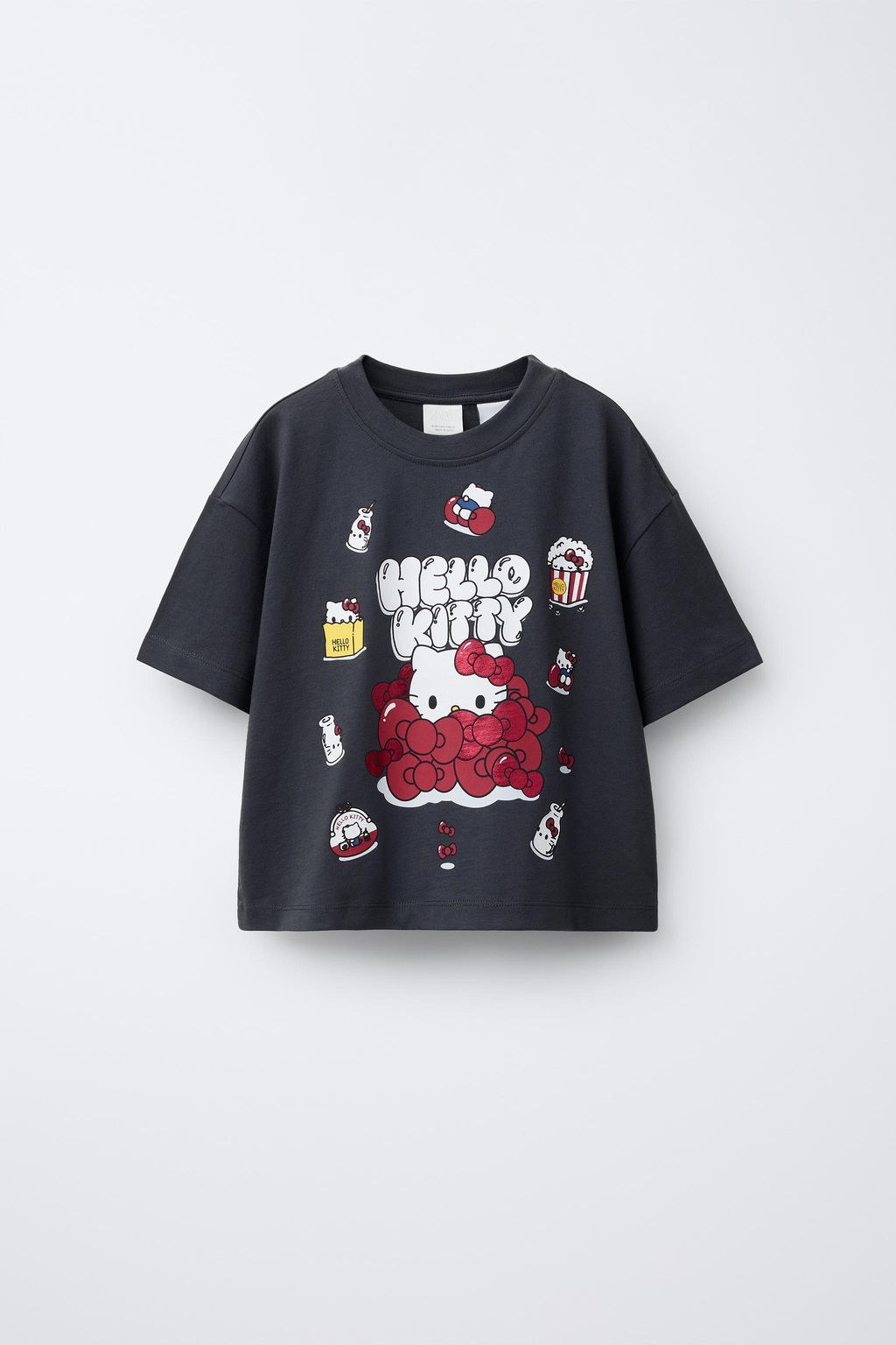 HELLO KITTY  SANRIO T-SHIRT