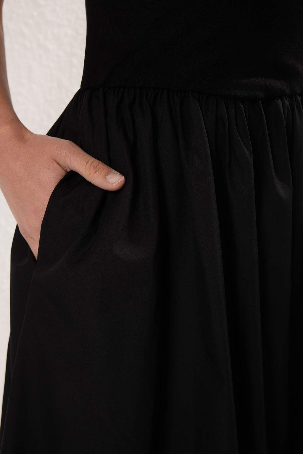 Siyah Belden Ac?lan Dokuma Maxi Elbise TWOSS25EL00869 - Trendyolmilla фото 3