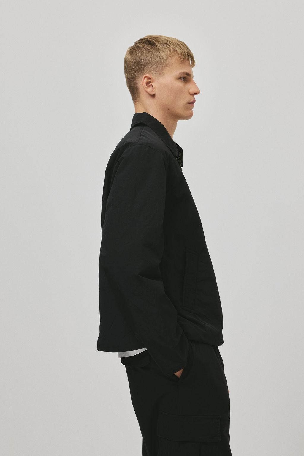 Chaqueta de nailon Regular Fit - H&m фото 4