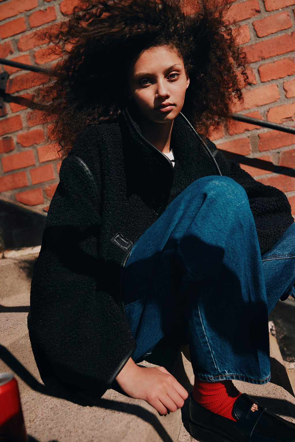 Chaqueta de corte holgado en borreguito - H&m фото 3