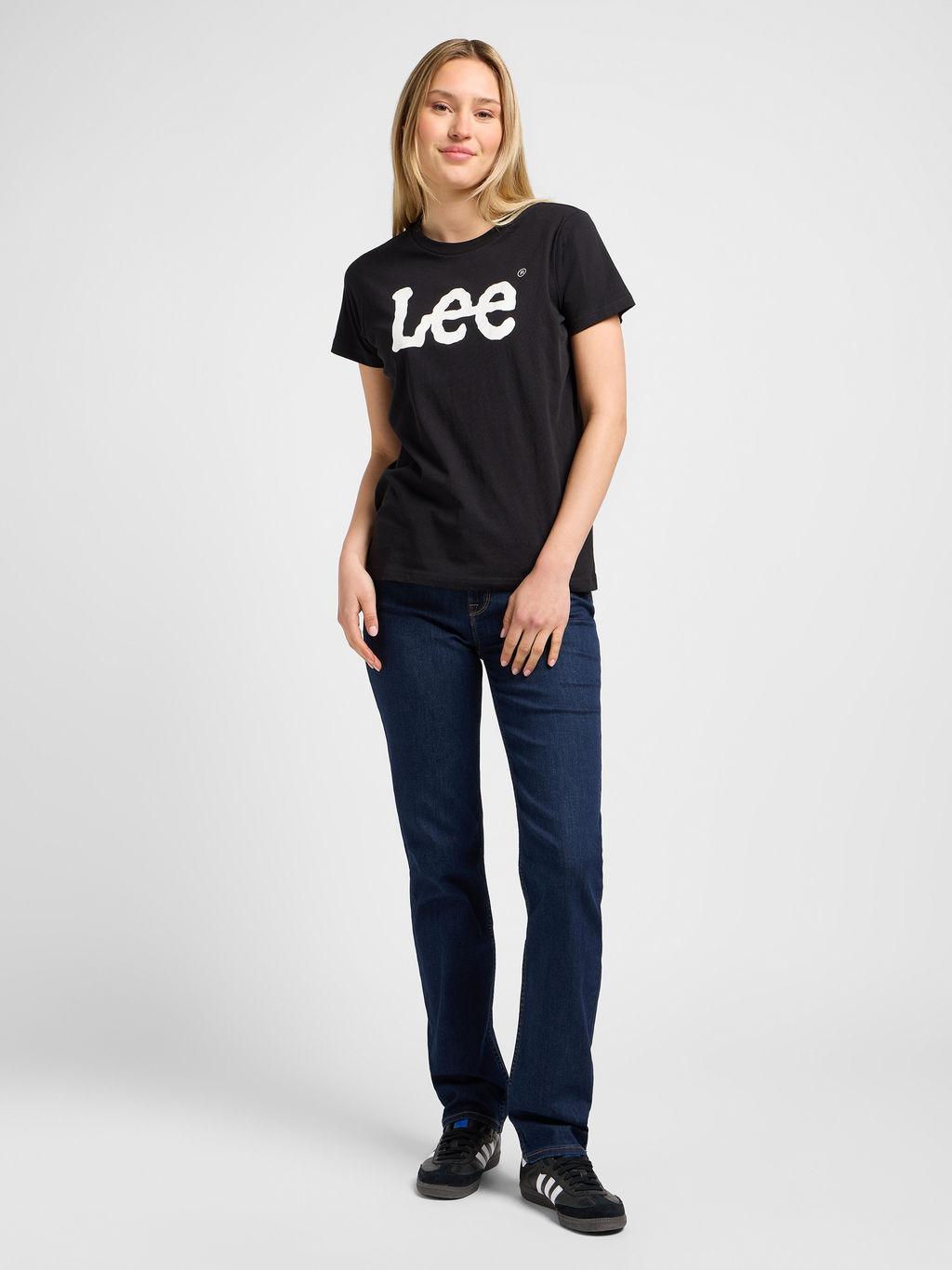 Джинсы женские