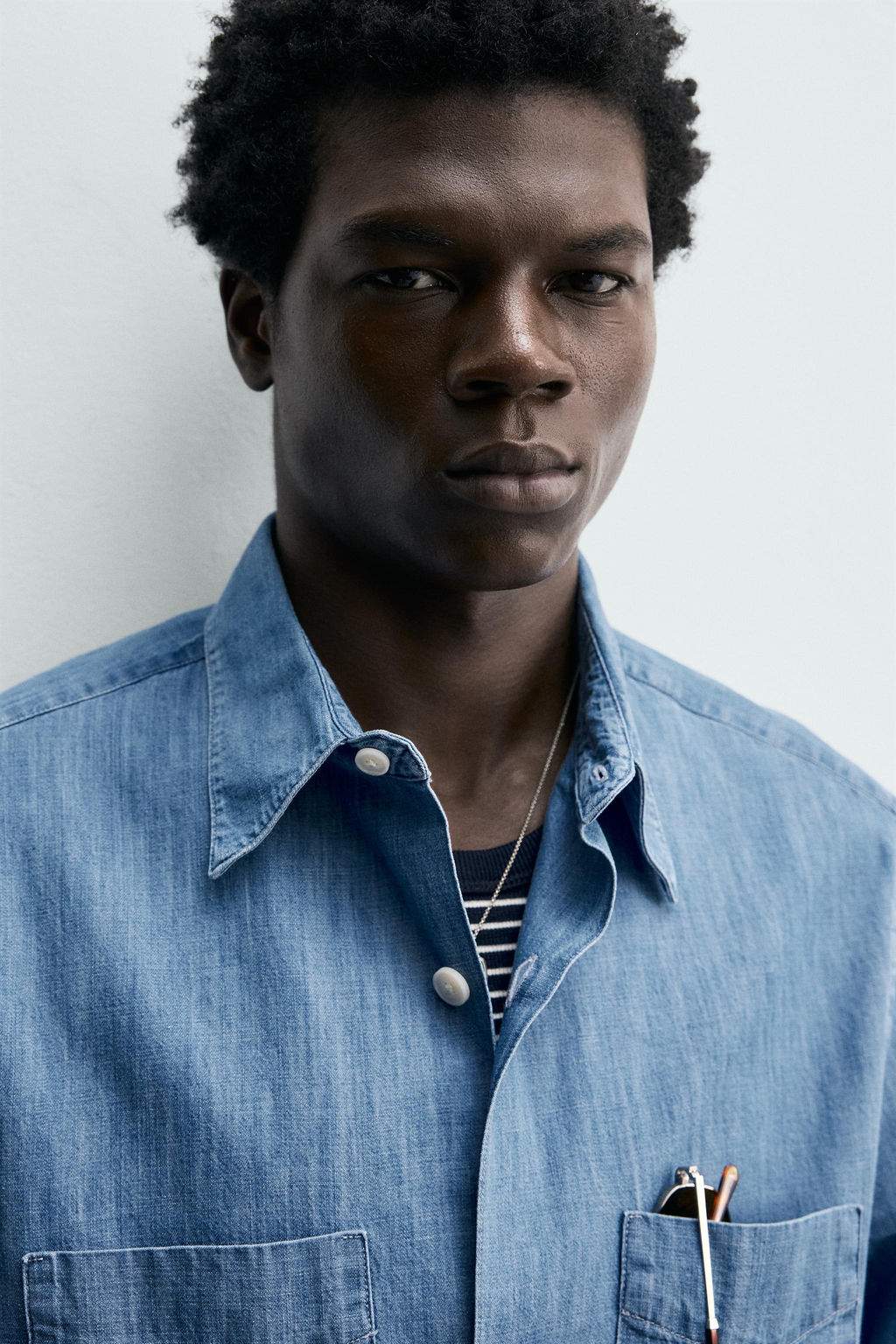 CAMISA DENIM BOLSILLOS / Azul - Zara фото 5