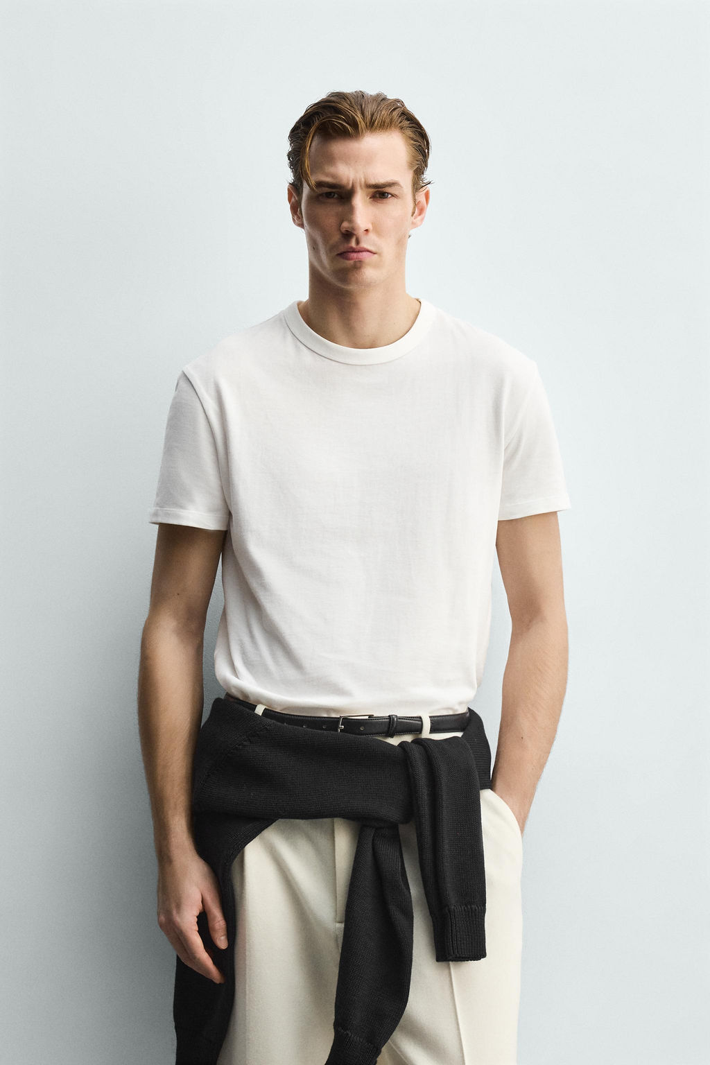 T-SHIRT WITH CONTRAST PATCH - Zara фото 17