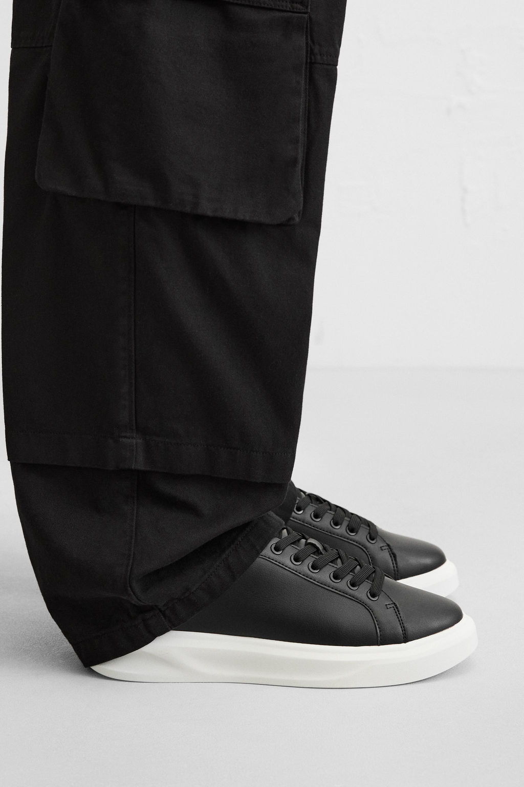 CHUNKY TRAINERS
