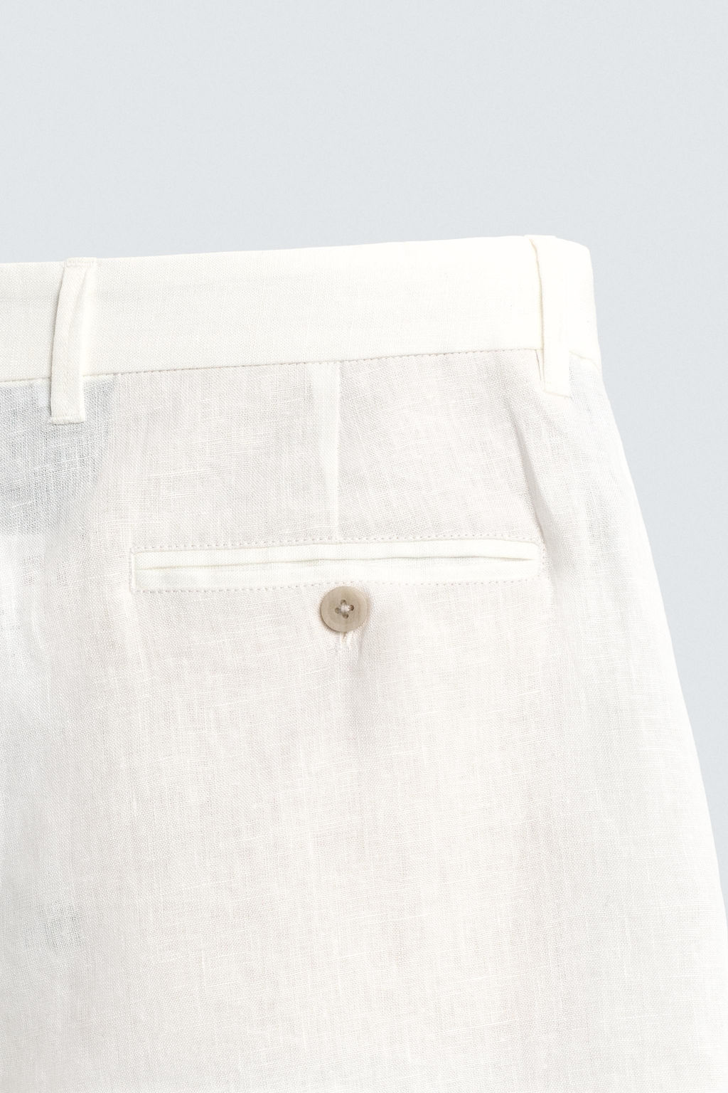 BERMUDA REGULAR FIT 100% LINO / Blanco