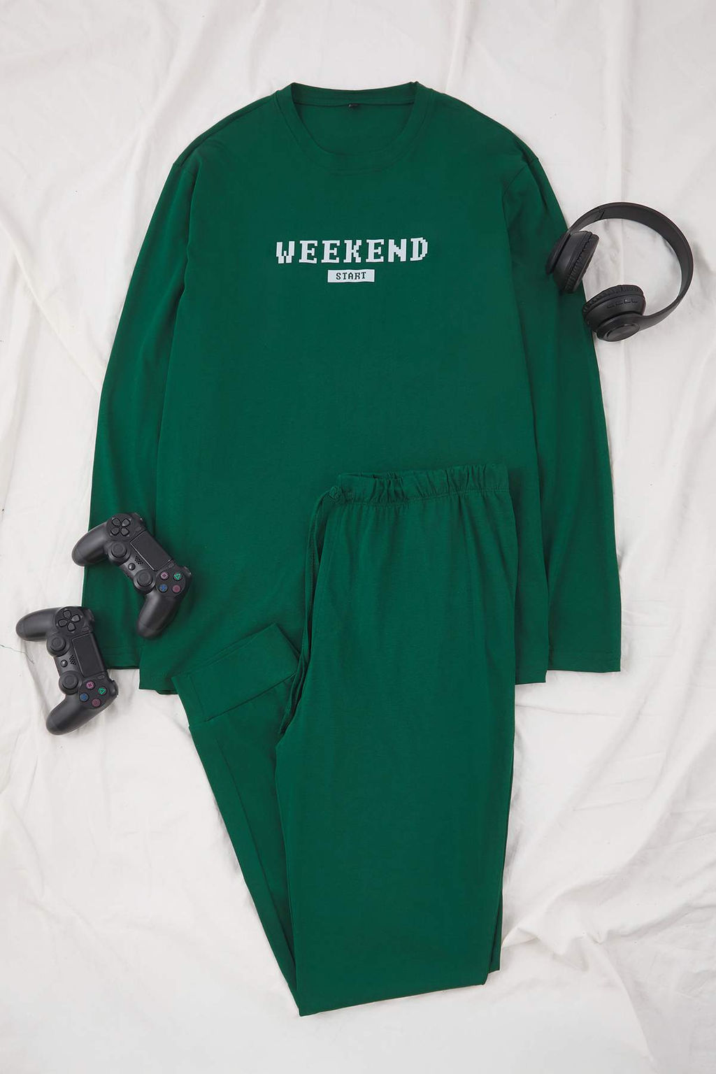 Yesil %100 Pamuk Regular Fit Bask?l? Orme Buyuk Beden Pijama Tak?m? TMNAW24AI00005