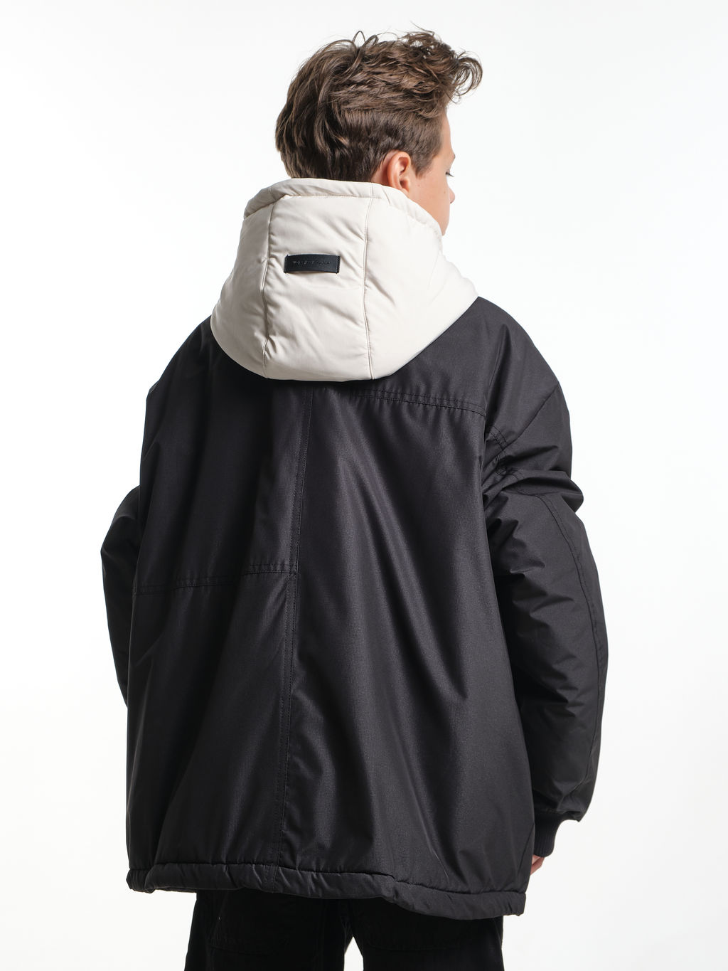 Куртка для мальчика утепленная 33-8215 черный