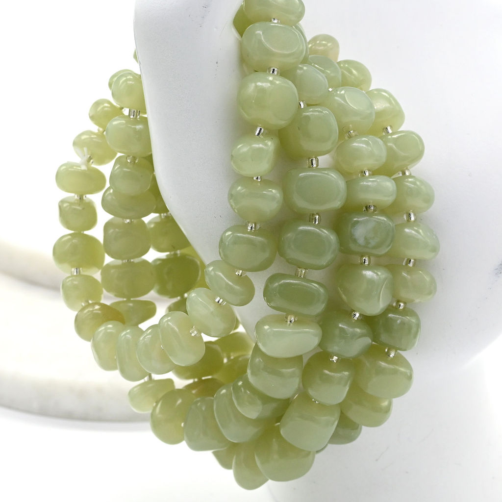 Браслет из нефрита галтовка 8-10мм Радуга камня