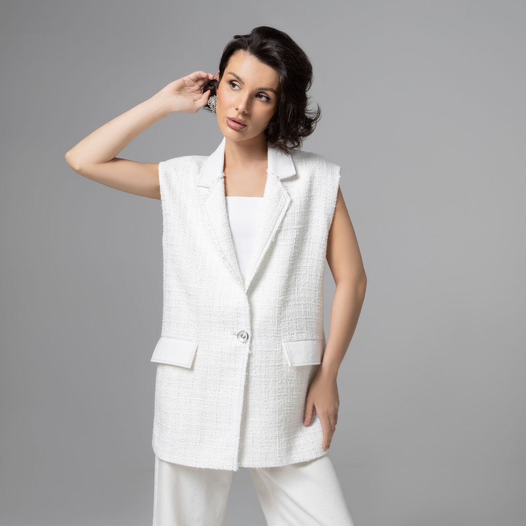 Жилет , в котором выглядишь дорого, Карьерный взлет (античный белый)
