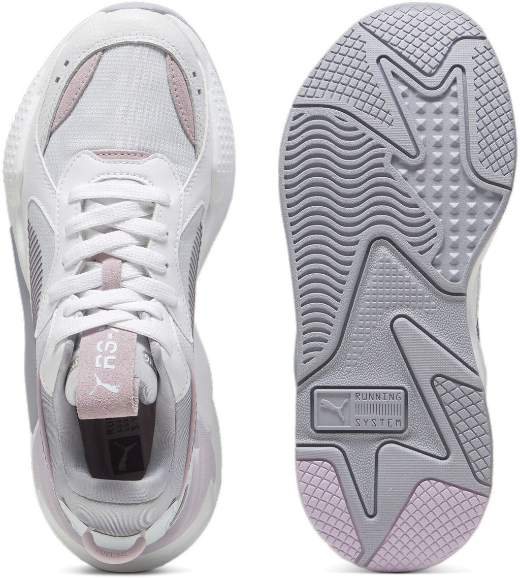 Кроссовки женские