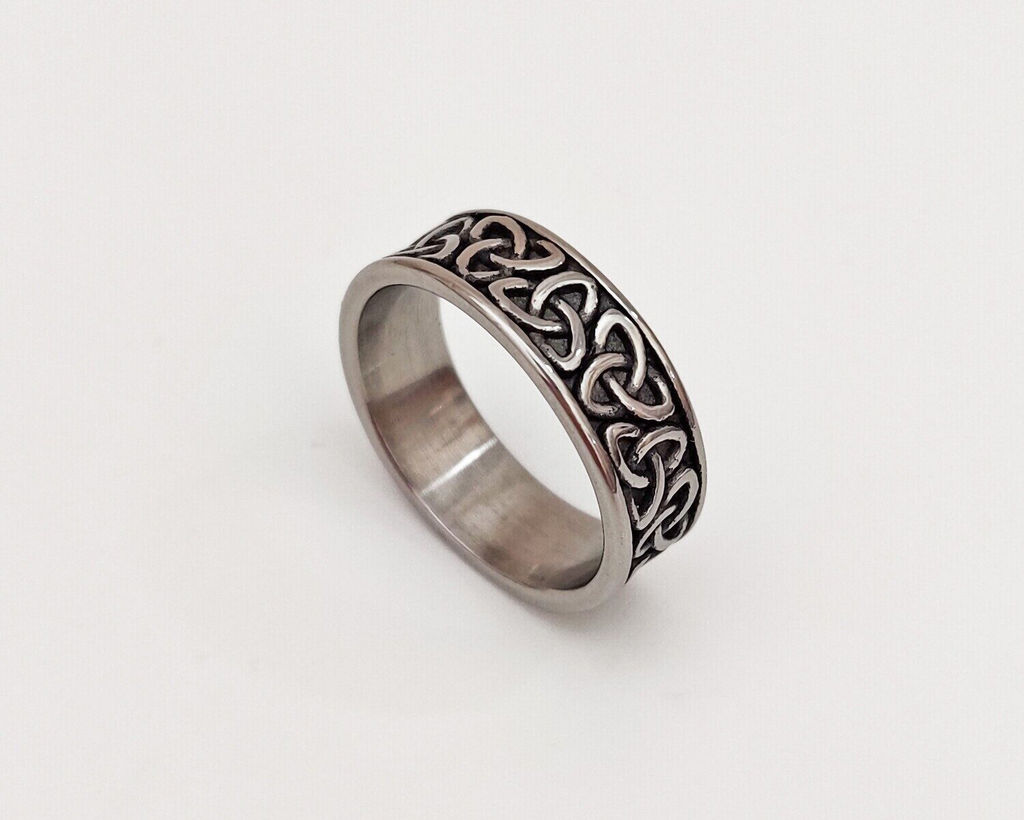Мужское кольцо из стали