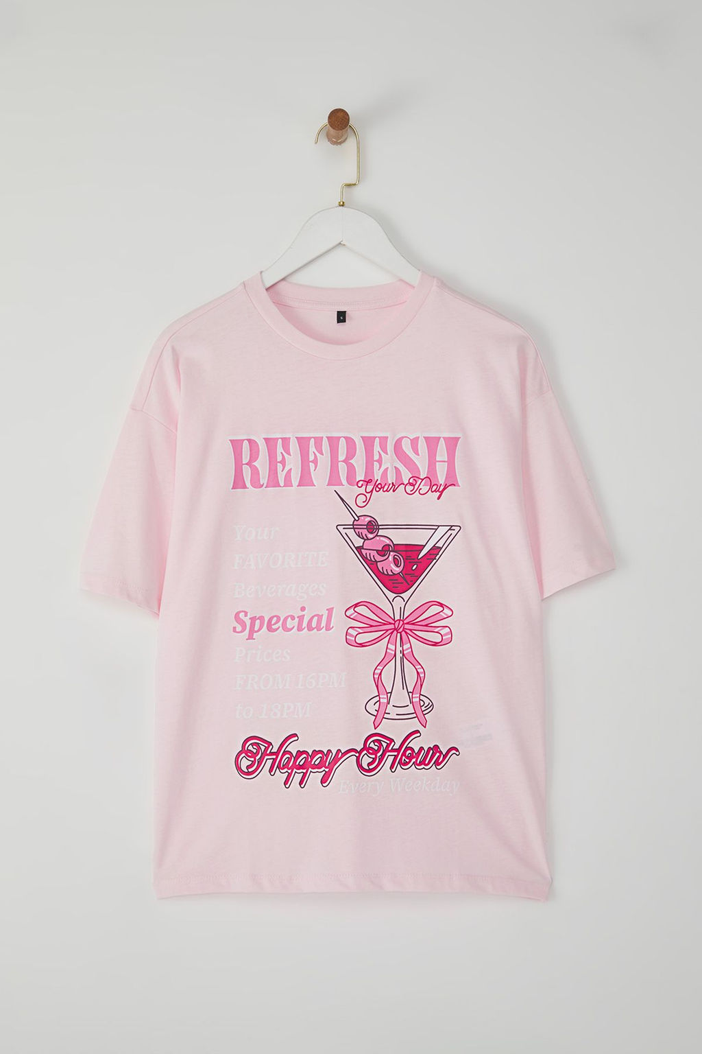 TRENDYOLMILLA Ac?k Pembe %100 Pamuk Kokteyl Bask?l? Oversize/Genis Kesim Orme T-Shirt TWOSS25TS00163 фото 5